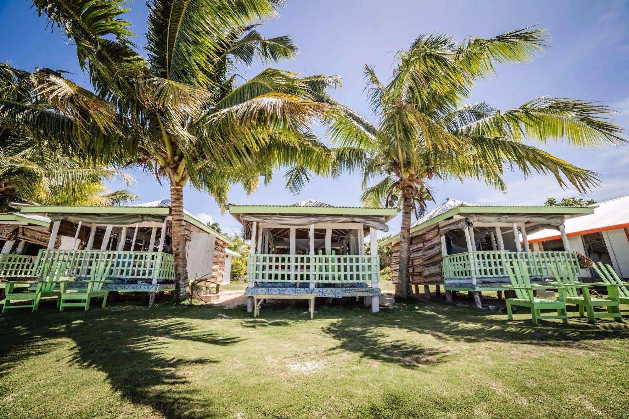 Tailua Beach Fales Manase Exterior foto