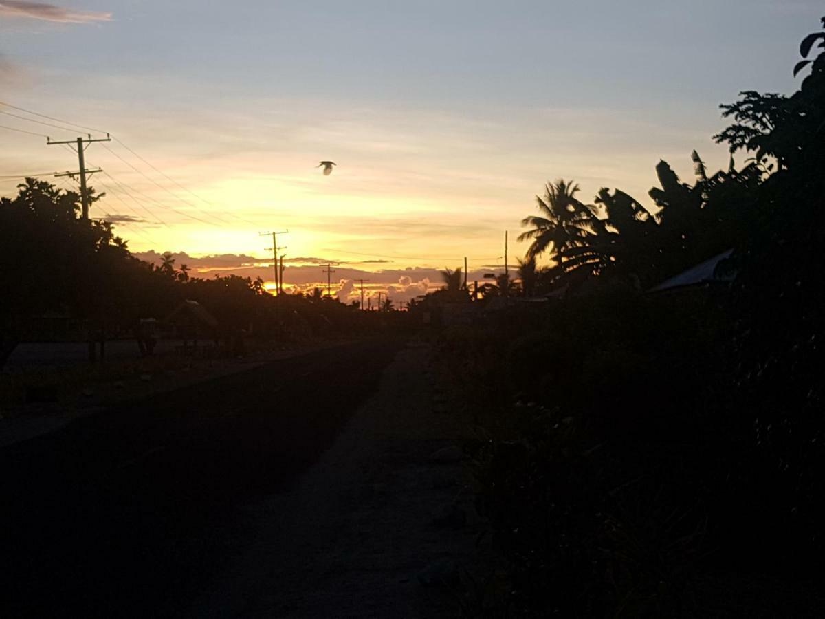 Tailua Beach Fales Manase Exterior foto